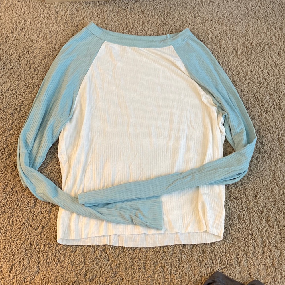 Long sleeve teal and white shirt